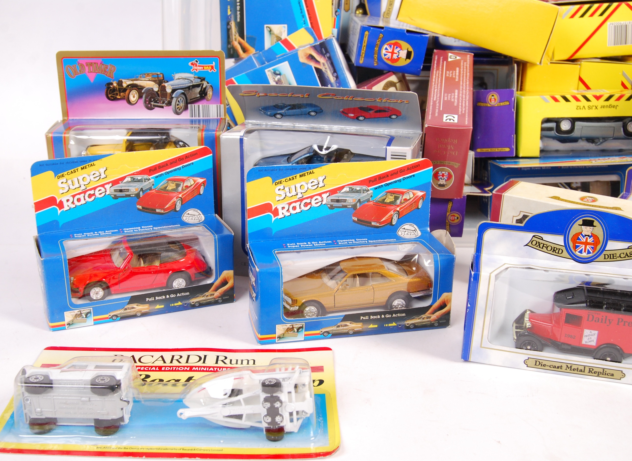 ASSORTED 50X BOXED SCALE DIECAST MODEL VEHICLES - Image 3 of 4