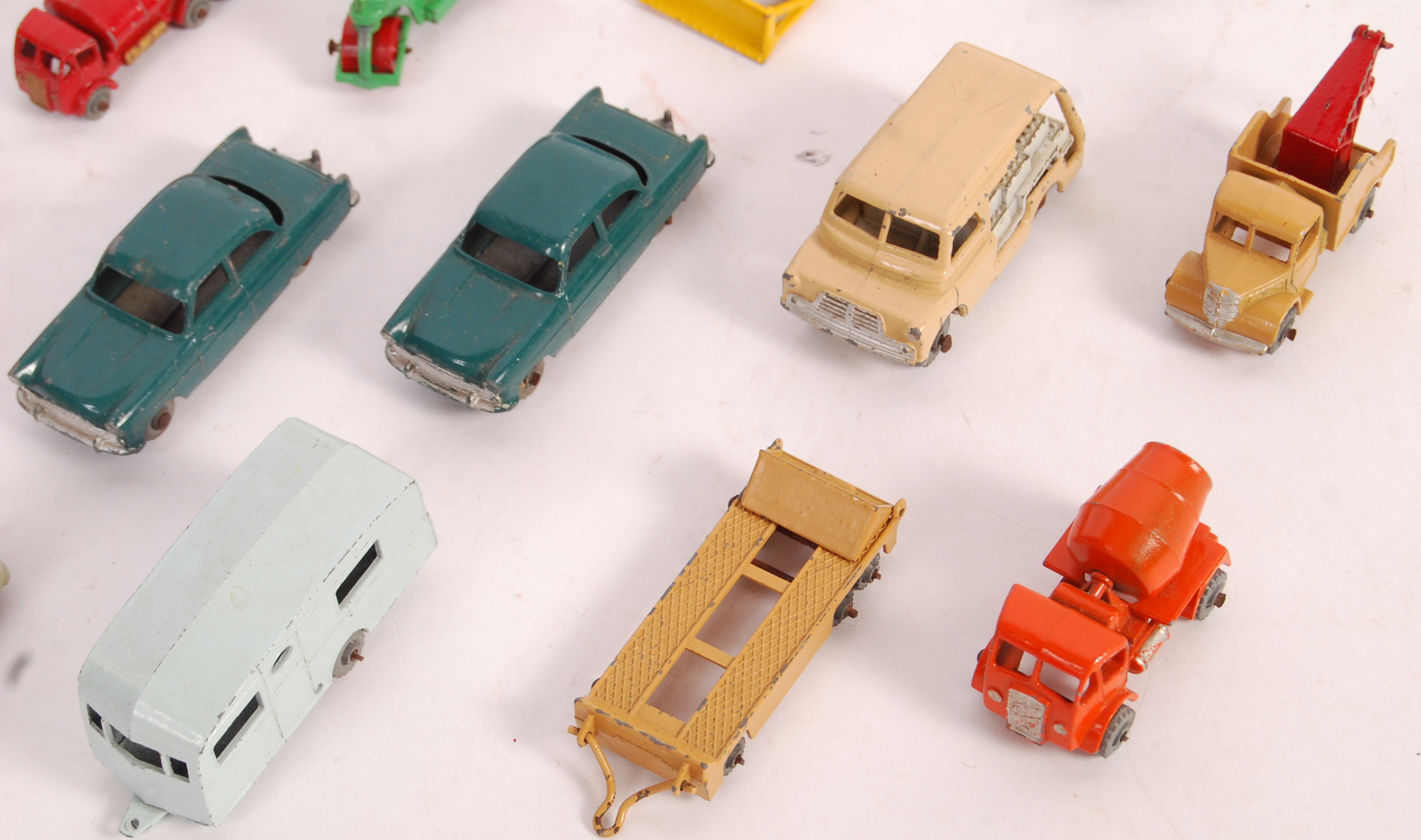 COLLECTION OF ASSORTED MATCHBOX LESNEY DIECAST MODELS - Image 4 of 5