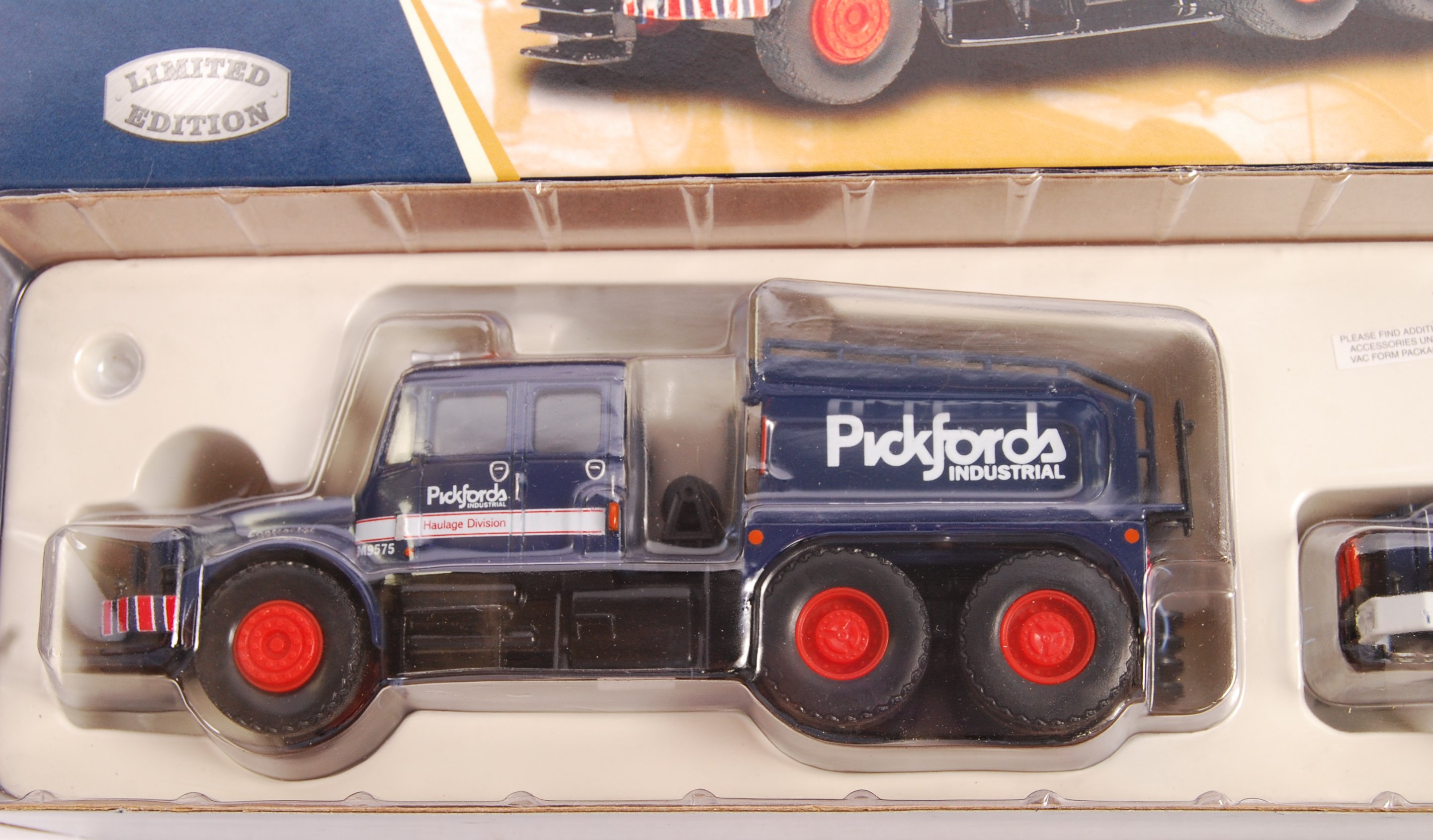 TWO HAULAGE RELATED BOXED DIECAST MODELS - TEKNO & - Image 4 of 4
