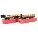 PAIR OF HORNBY 0 GAUGE BOXED GREAT WESTERN CARRIAGES