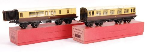 PAIR OF HORNBY 0 GAUGE BOXED GREAT WESTERN CARRIAGES