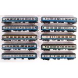 ASSORTED 00 GAUGE MODEL RAILWAY COACHES / CARRIAGE