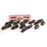 COLLECTION OF ASSORTED 00 GAUGE RAILWAY LOCOMOTIVES