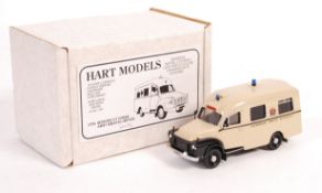 HART MODELS WHITE METAL LAND ROVER 1/48 SCALE MODE