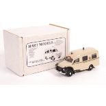 HART MODELS WHITE METAL LAND ROVER 1/48 SCALE MODE