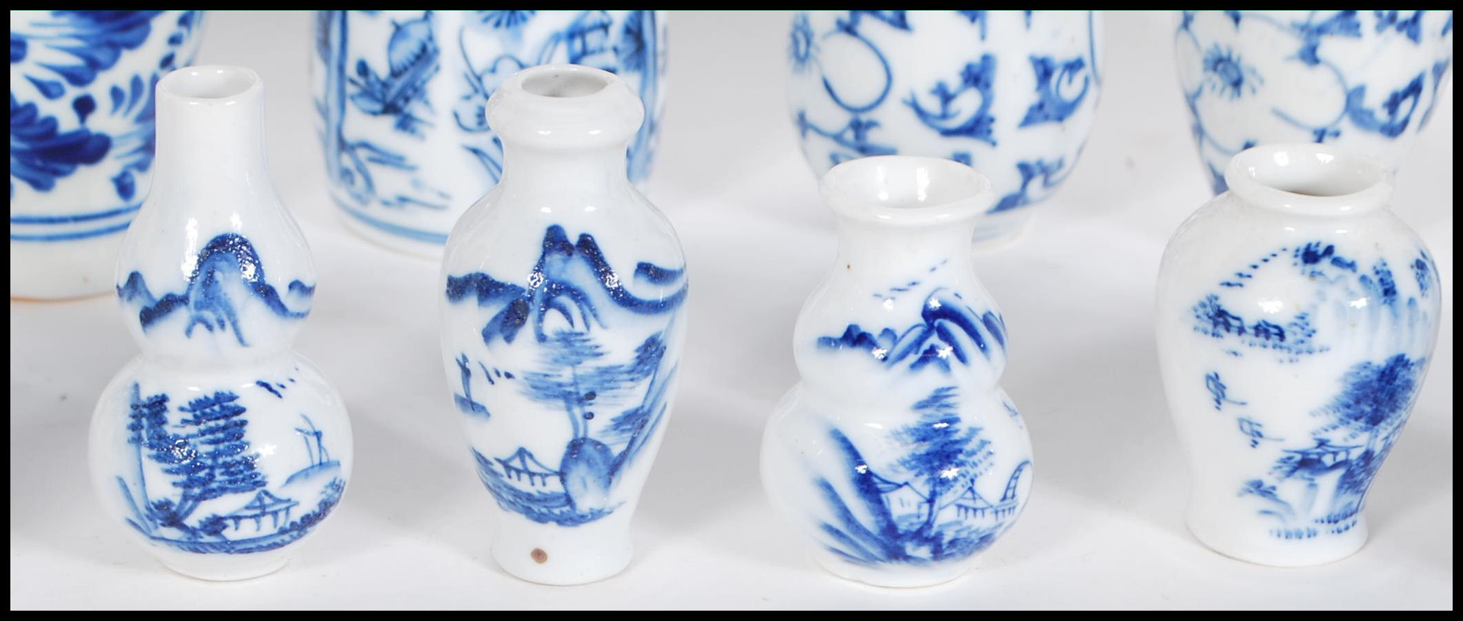 A group of 20th Century blue and white miniature o - Image 6 of 17