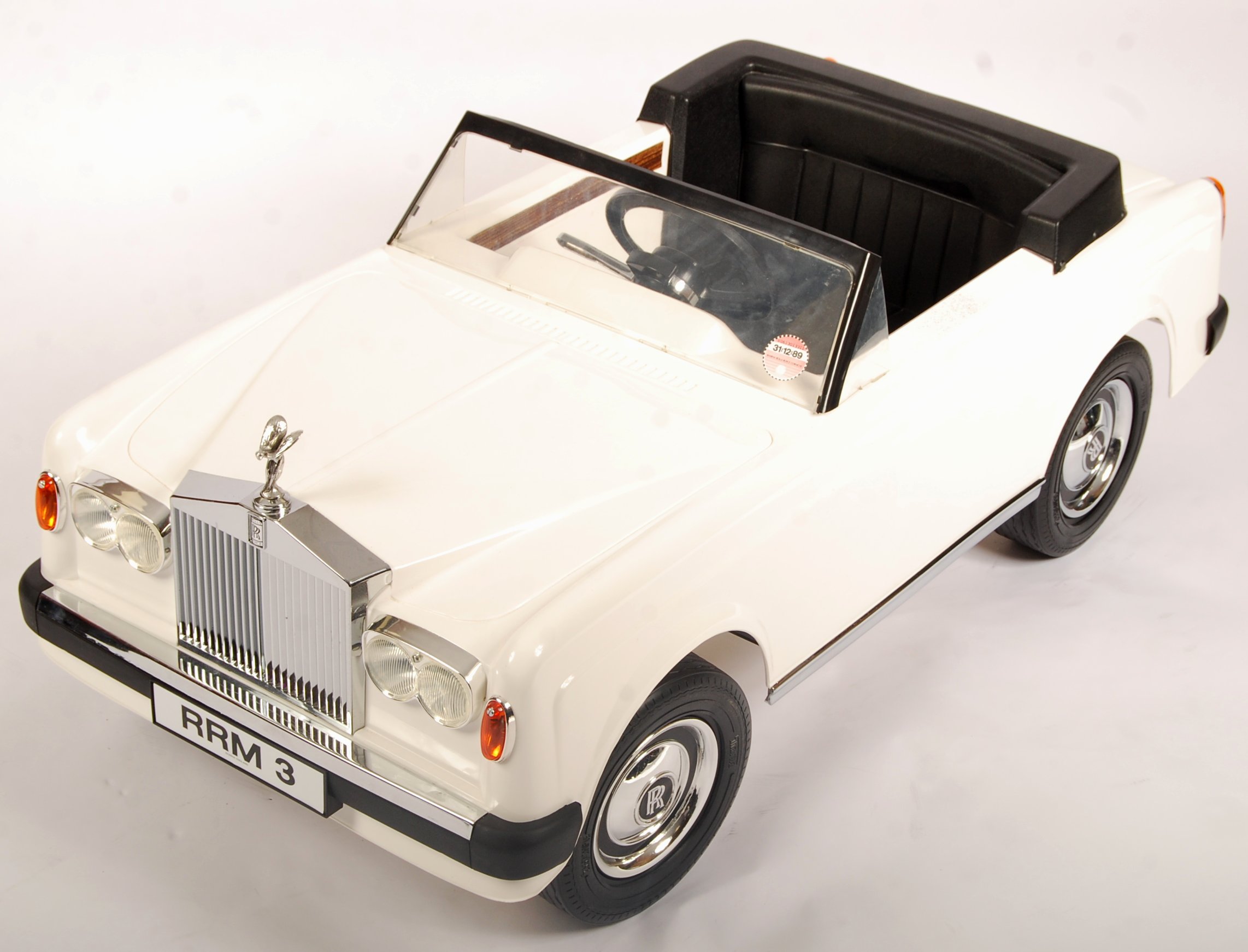 RARE VINTAGE SHARNA TRI-ANG ROLLS ROYCE CORNICHE PEDAL CAR - Image 2 of 8