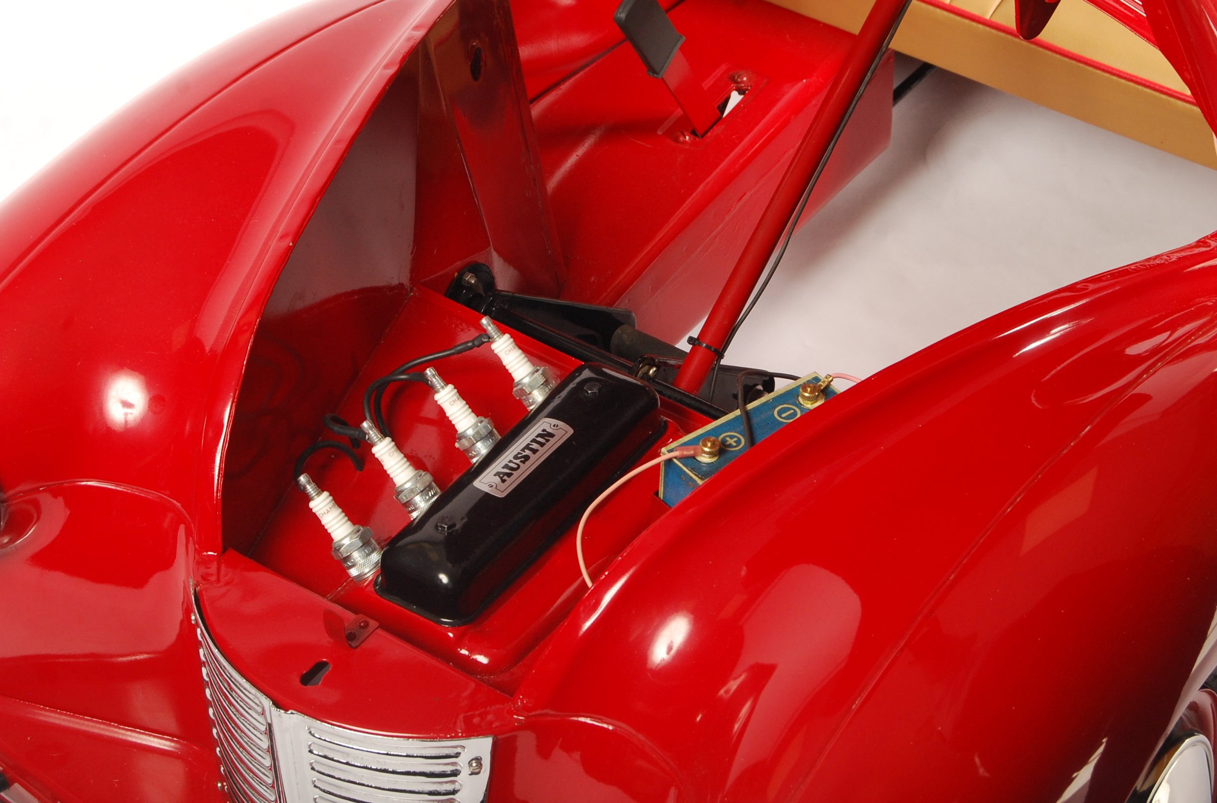 CHARMING RARE 1940'S AUSTIN J40 PEDAL CAR IN RED - Image 4 of 8