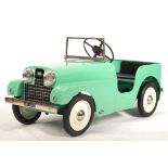 STUNNING VINTAGE 1950'S TRI-ANG LAND ROVER SERIES 1 CHILD'S PEDAL CAR