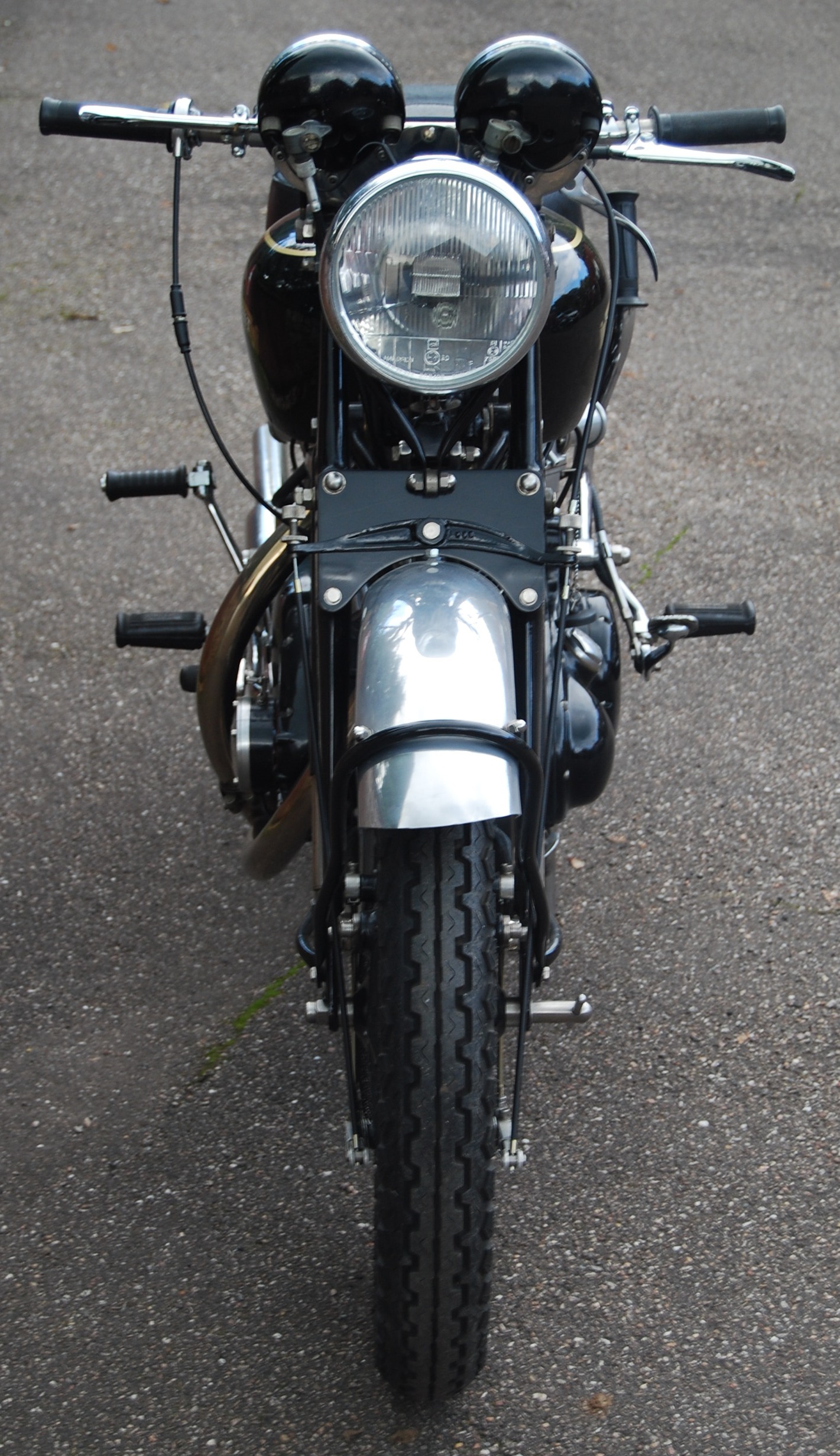 STUNNING 1954 VINCENT BLACK SHADOW 998cc MOTORCYCLE / MOTORBIKE - Image 3 of 32