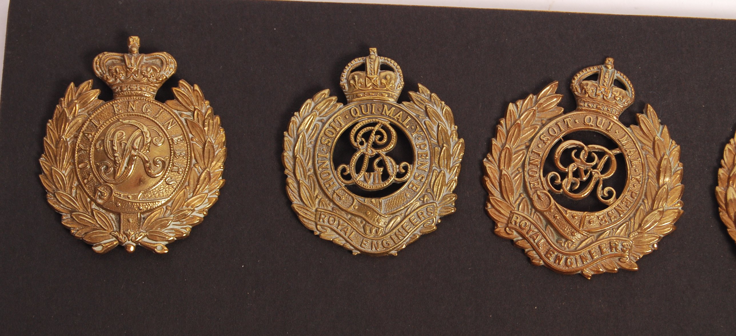 BRITISH ARMY ROYAL ENGINEERS CAP BADGE COLLECTION - WWI TO NOW - Image 2 of 5