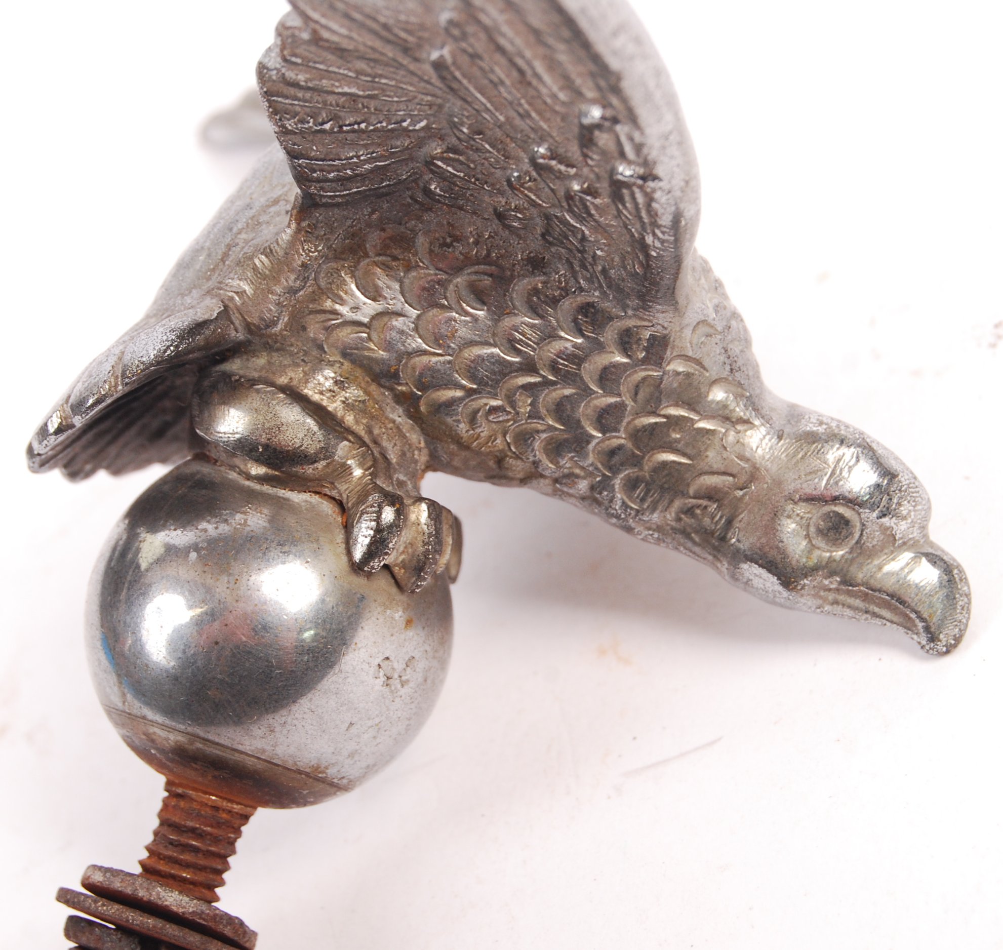 EARLY 20TH CENTURY DESMO CAR MASCOT SCULPTED HOOD ORNAMENT - Image 3 of 4