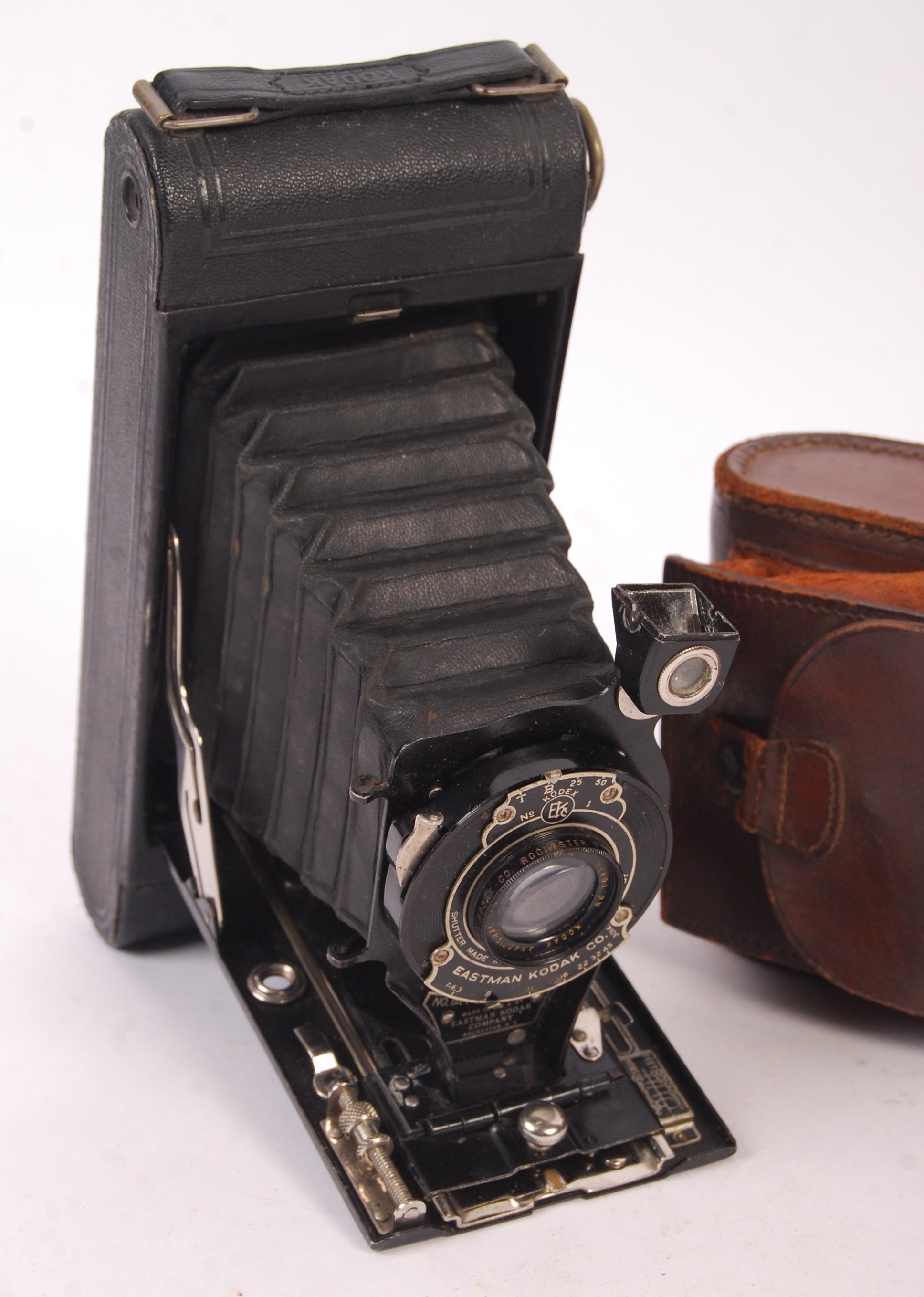 ORIGINAL ROYAL ENGINEERS POCKET KODAK 1A IN ORIGIN - Image 2 of 4