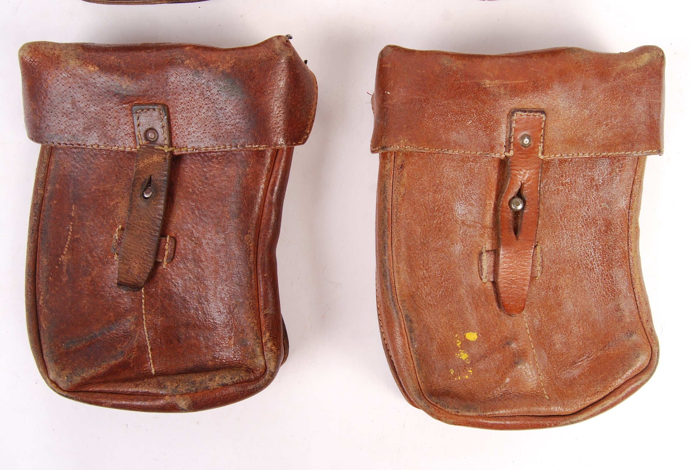COLLECTION OF WWI & WWII LEATHER MACHINE GUN AMMO POUCHES - Image 4 of 6
