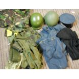 COLLECTION OF ASSORTED CONTEMPORARY MILITARIA