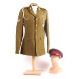 POST WWII ROYAL ARTILLERY OFFICER SERGEANT DRESS UNIFORM JACKET AND CAP