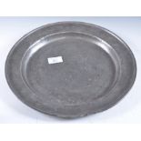 EARLY 18TH CENTURY LARGE PEWTER CHARGER PLATE