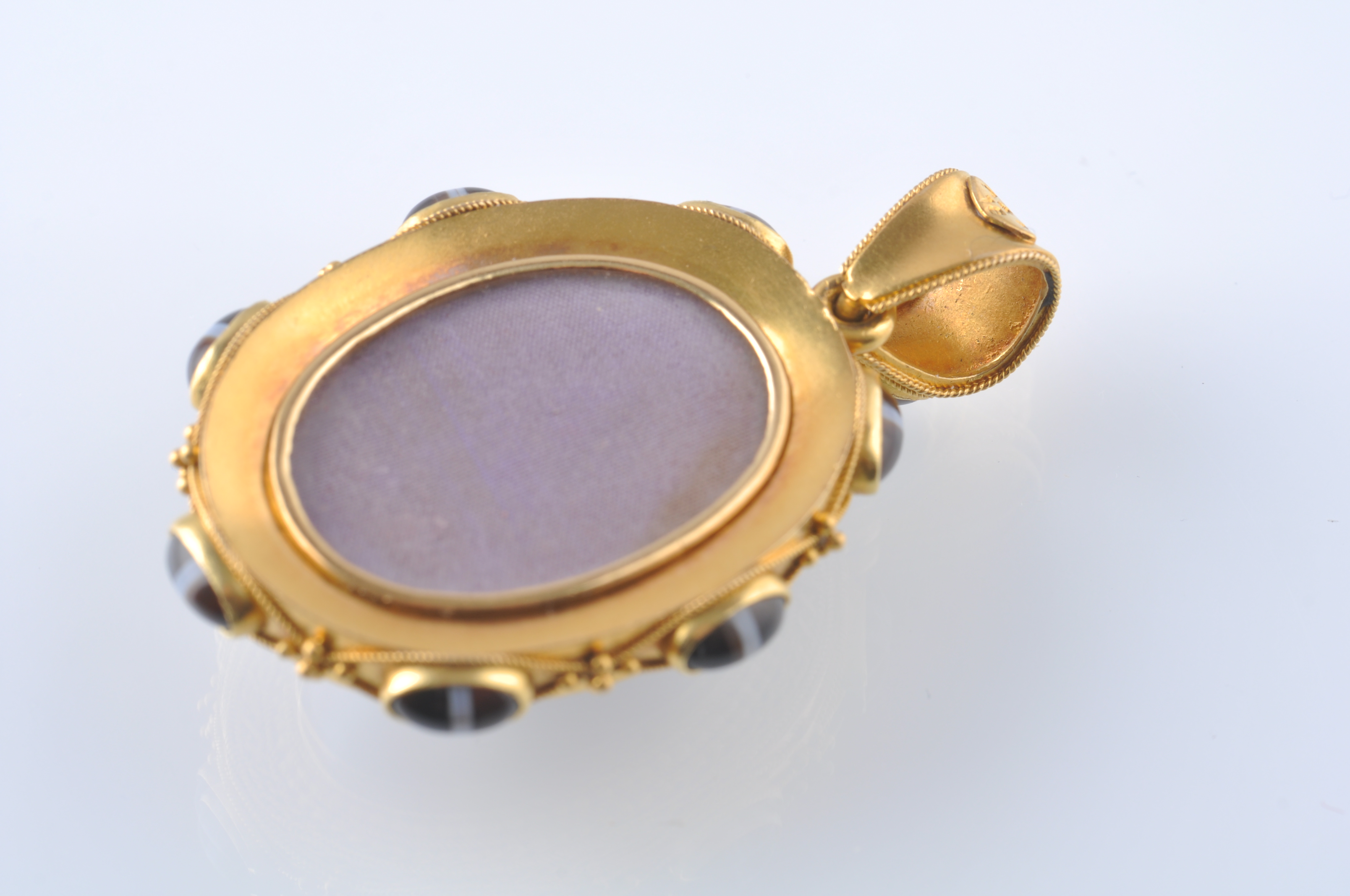 A 19th CENTURY 18ct GOLD AGATE LOCKET PENDANT - Image 4 of 4