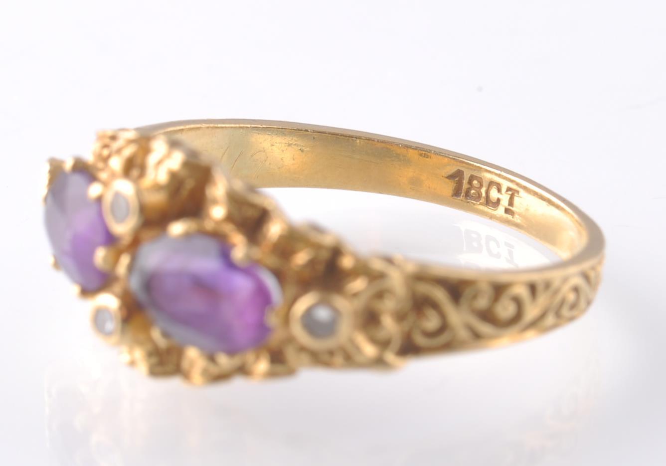 18CT GOLD DROP SHAPED AMETHYST AND DIAMOND RING - Image 4 of 5