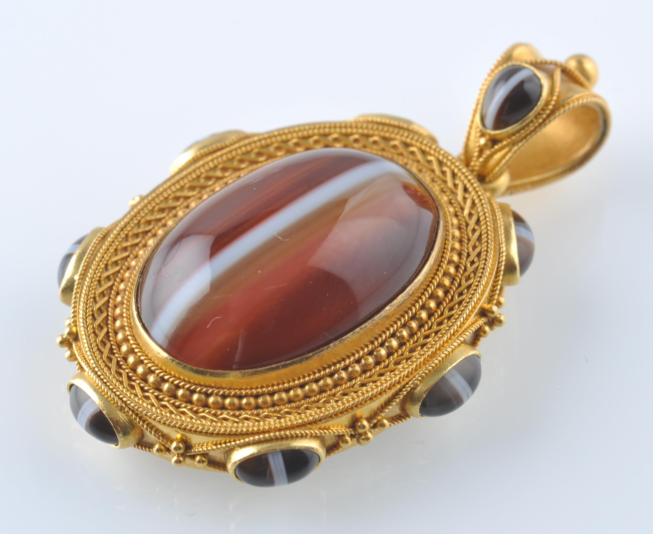 A 19th CENTURY 18ct GOLD AGATE LOCKET PENDANT - Image 2 of 4