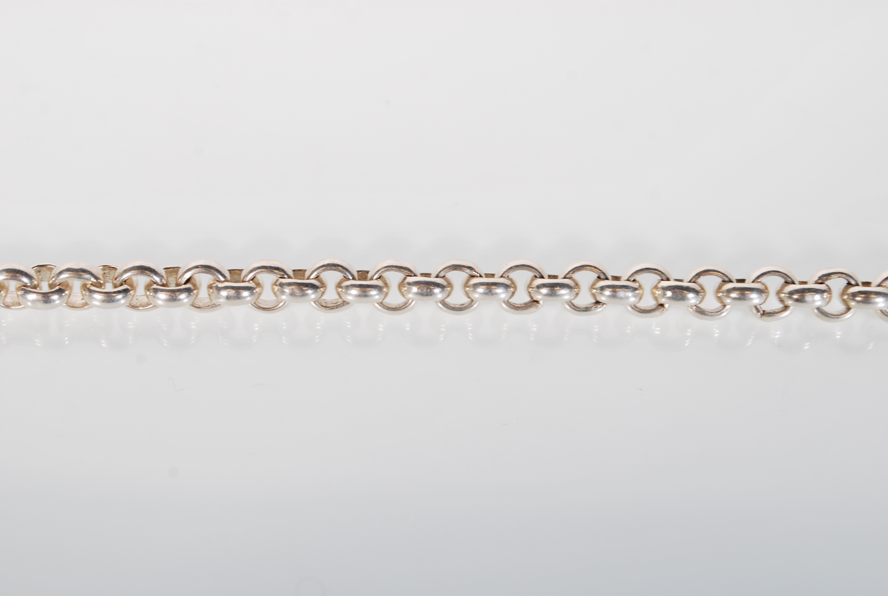 An English hallmarked 925 silver belcher link neck - Image 3 of 7