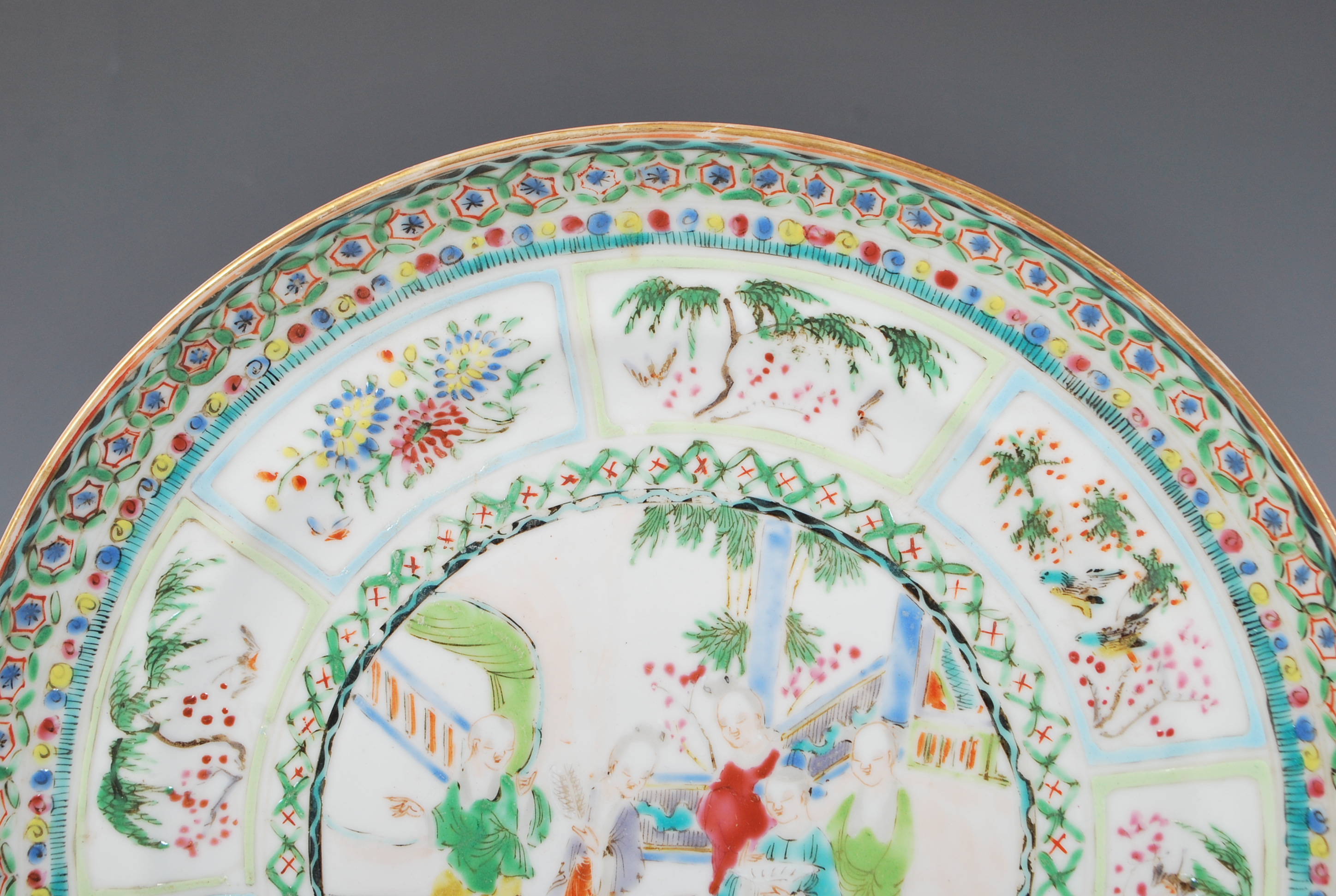 A 19th Century Chinese famille verte plate decorat - Image 2 of 8