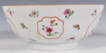 An 18th Century Chinese Qing dynasty porcelain cen