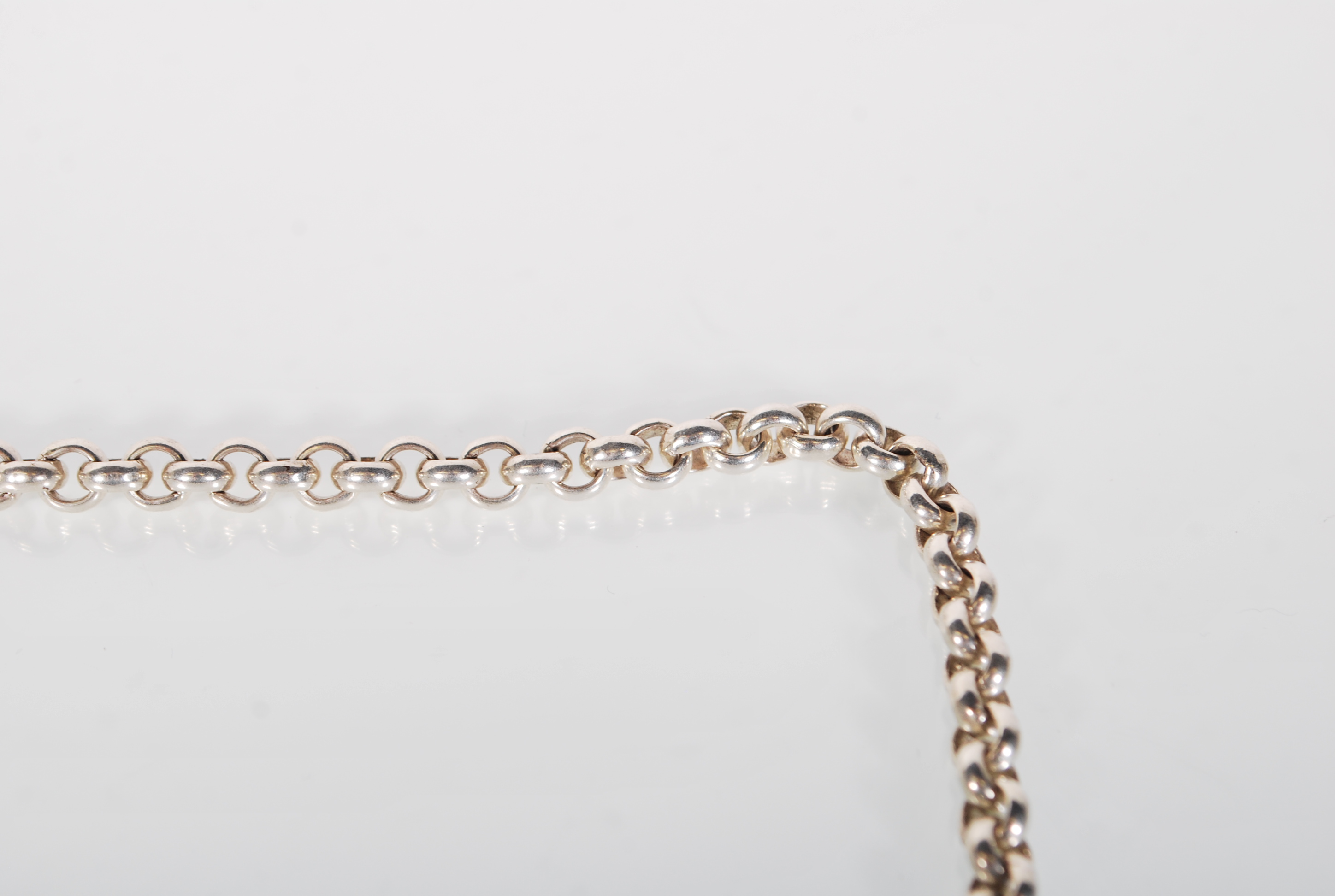 An English hallmarked 925 silver belcher link neck - Image 5 of 7