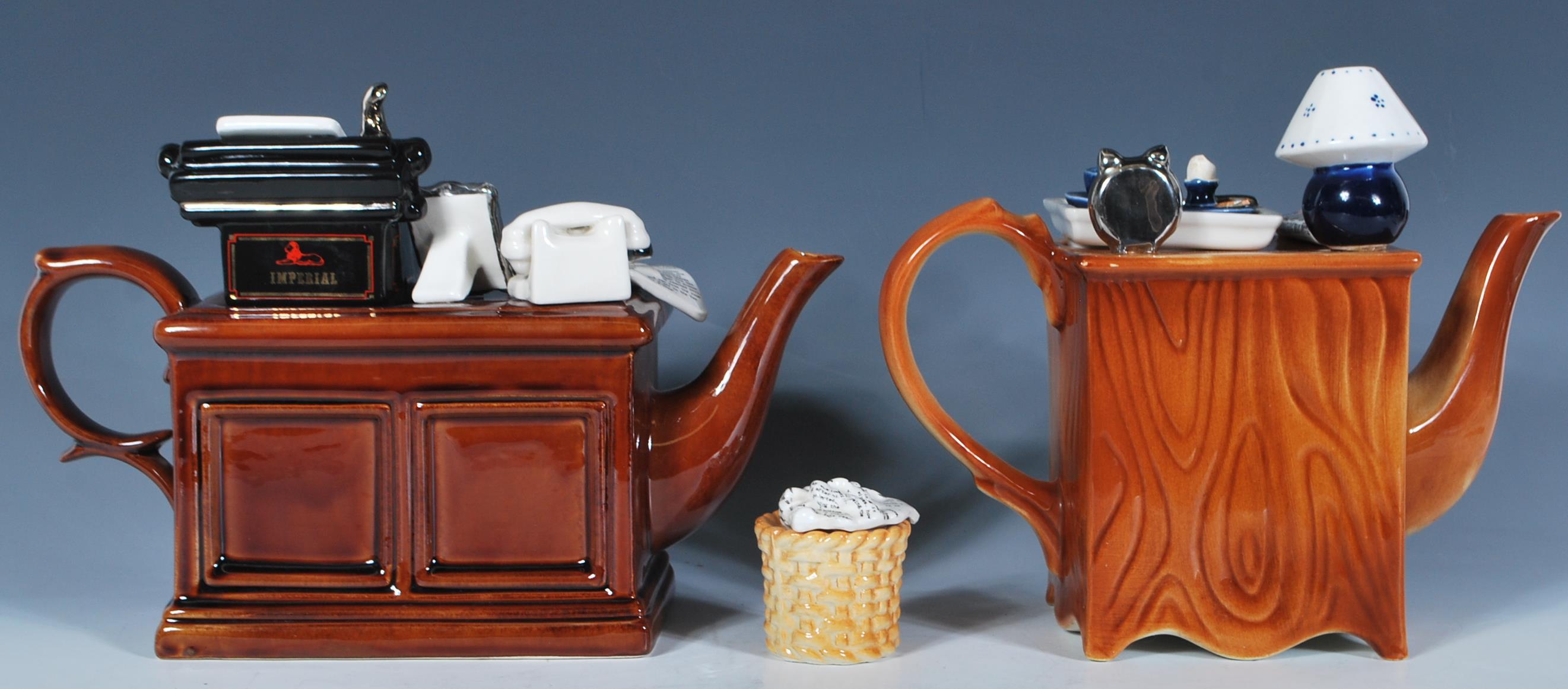 A pair of Cardew collectors novelty teapots to inc - Image 2 of 4