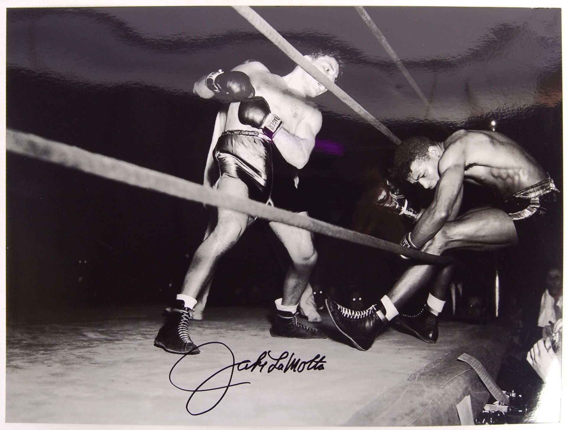 JAKE LAMOTTA - BOXING - RARE SIGNED 16X12" PHOTOGRAPH