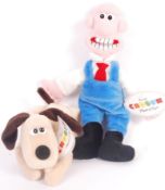 RARE PAIR OF PROTOTYPE SAMPLE WALLACE AND GROMIT S