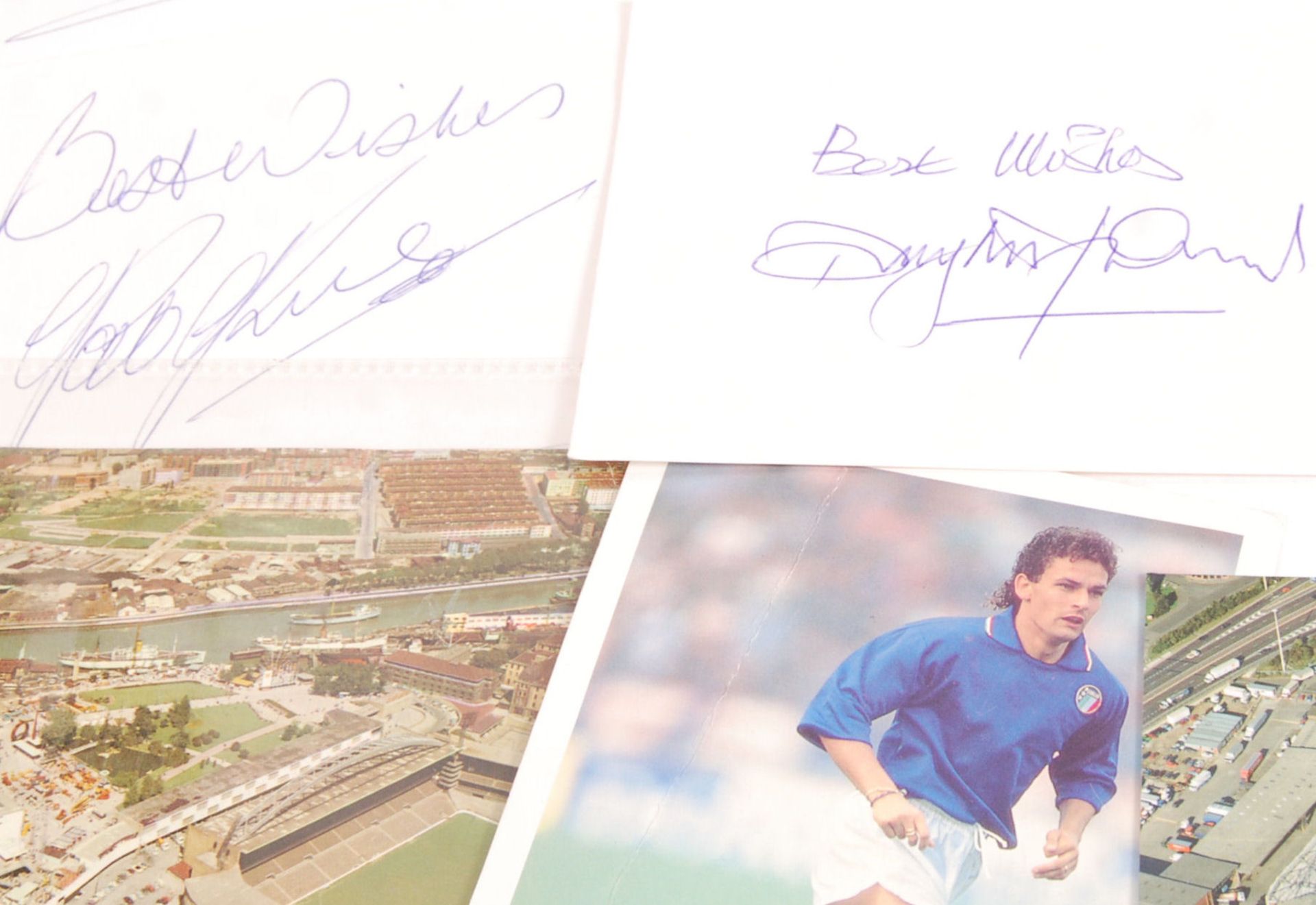 COLLECTION OF ASSORTED FOOTBALL AUTOGRAPHS - Bild 6 aus 6