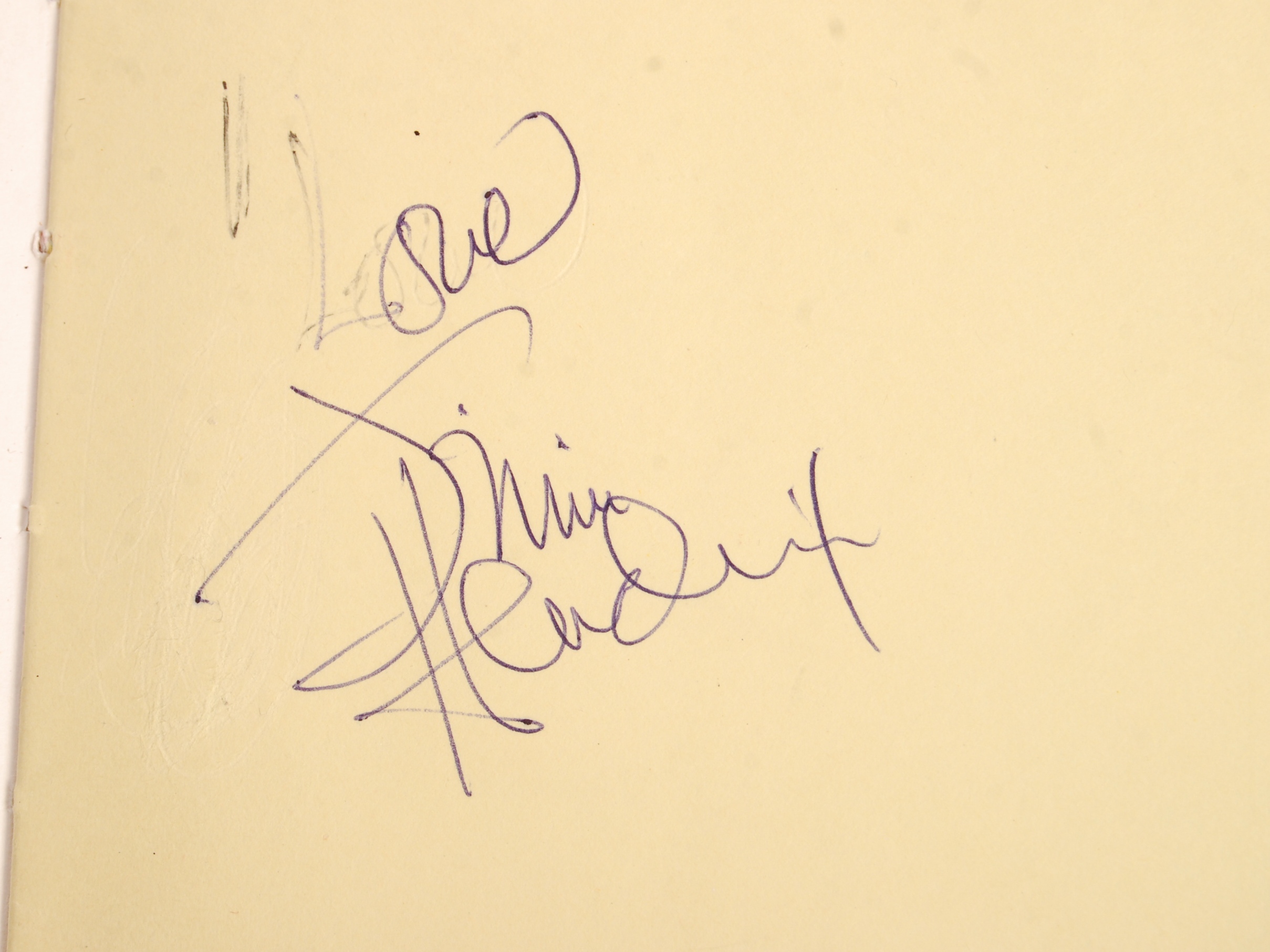 INCREDIBLE JIMI HENDRIX AUTOGRAPHED SIGNED ALBUM PAGE - Image 2 of 6