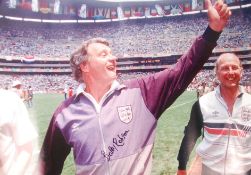 SIR BOBBY ROBSON - FOOTBALL MANAGER - LARGE AUTOGRAPHED PHOTO