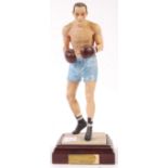 THE ART OF SPORT BOXING FIGURINE HENRY COOPER