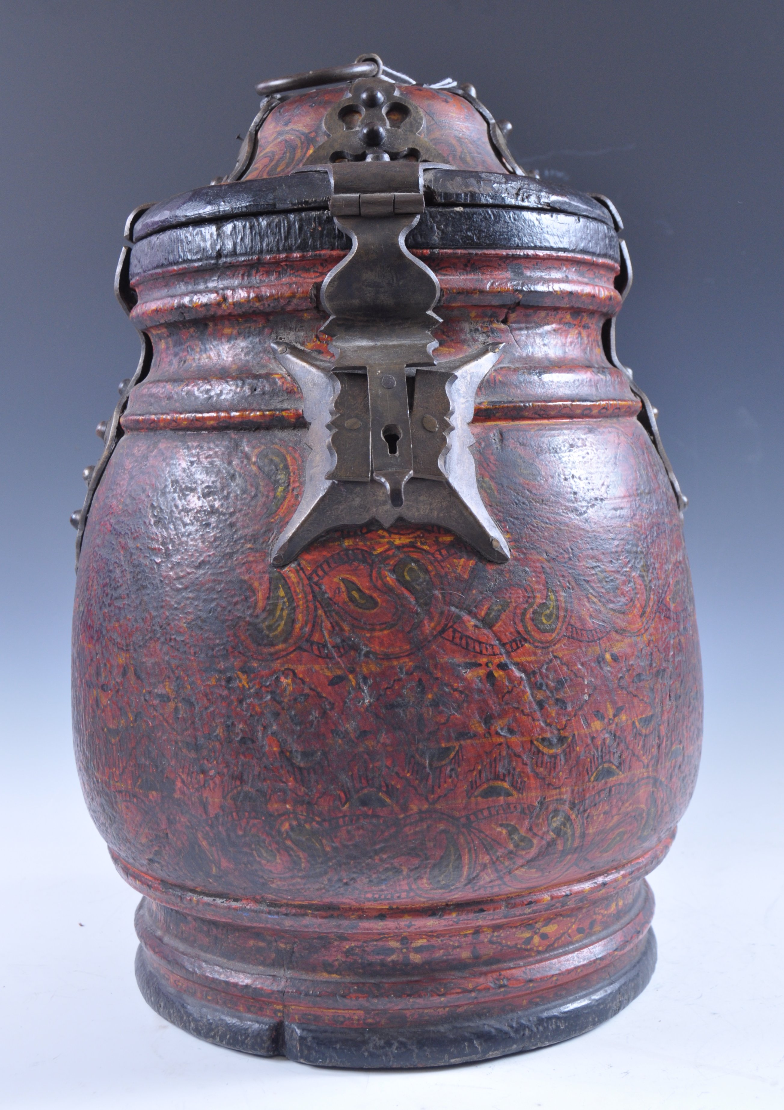 19TH CENTURY PERSIAN WOODEN LIDDED PRESERVE JAR /