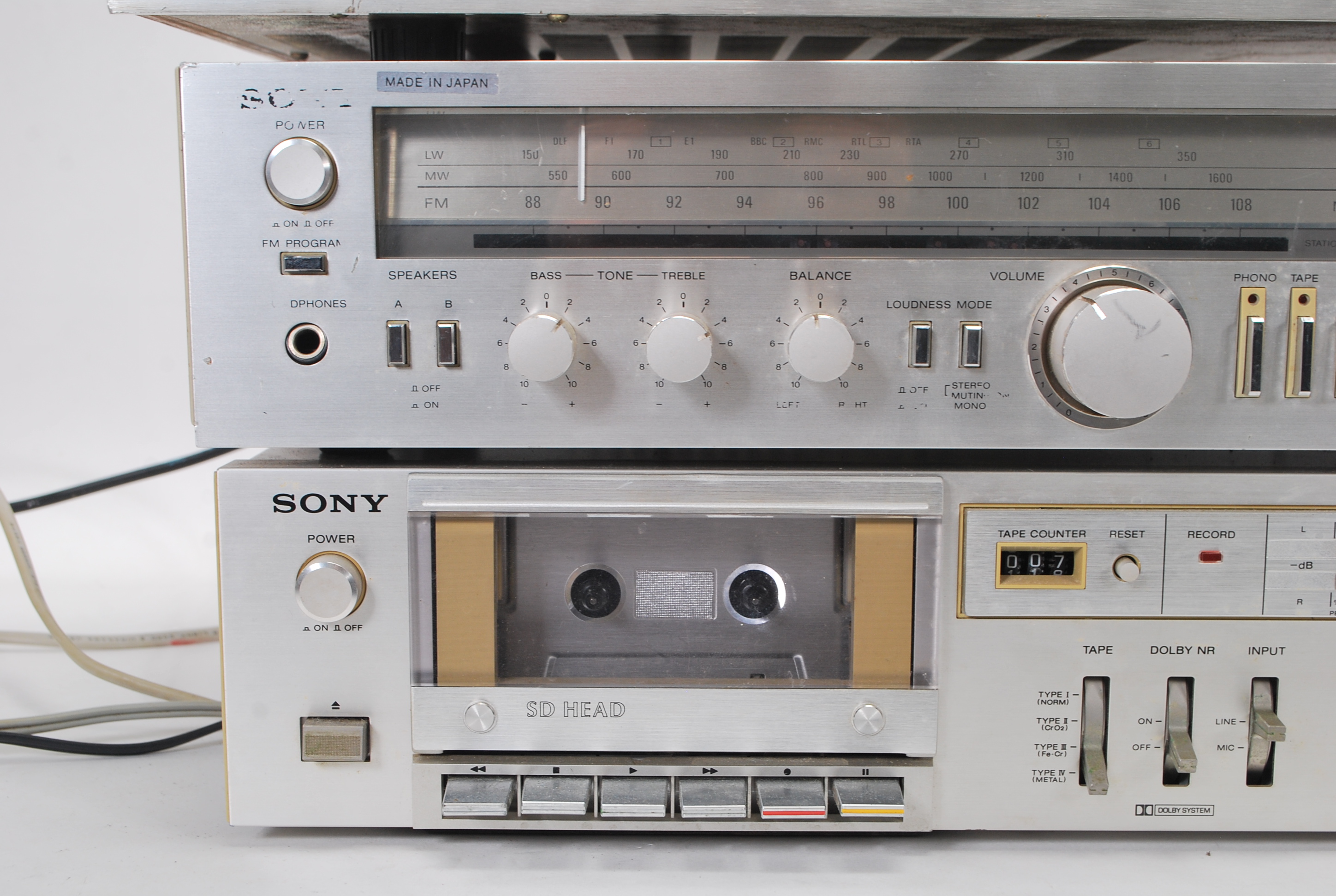 Hi-Fi- A group of four mixed Hi-Fi stacking system to include a Akai stereo receiver AA-1135, - Image 5 of 7