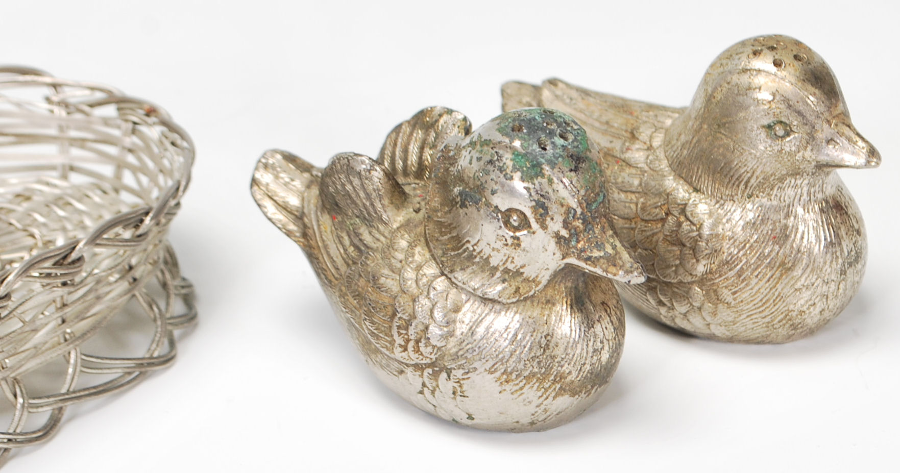 A group of four 20th Century silver plate salt and pepper condiments. Two in the form ducks and - Image 4 of 4