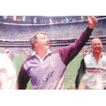 SIR BOBBY ROBSON - FOOTBALL MANAGER - LARGE AUTOGR