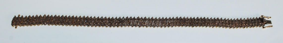 9CT GOLD AND DIAMOND BRACELET APPROX 2CTS DIAMONDS