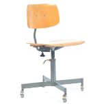 20TH CENTURY VINTAGE INDUSTRIAL PLYWOOD SWIVEL DESK CHAIR