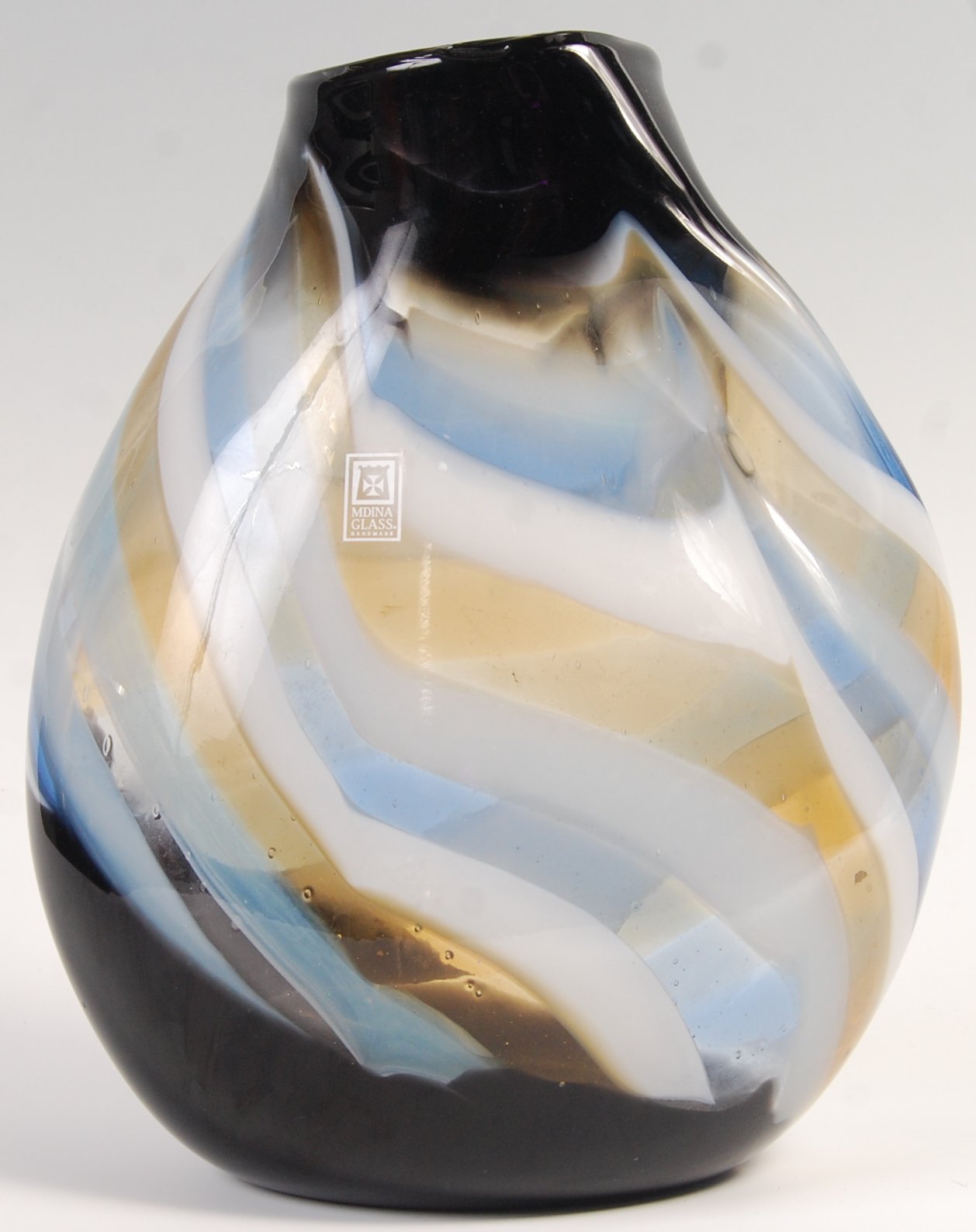 MDINA CORVO RANGE MEDIUM DOUBLE SWIRL MODEL 339 GLASS VASE