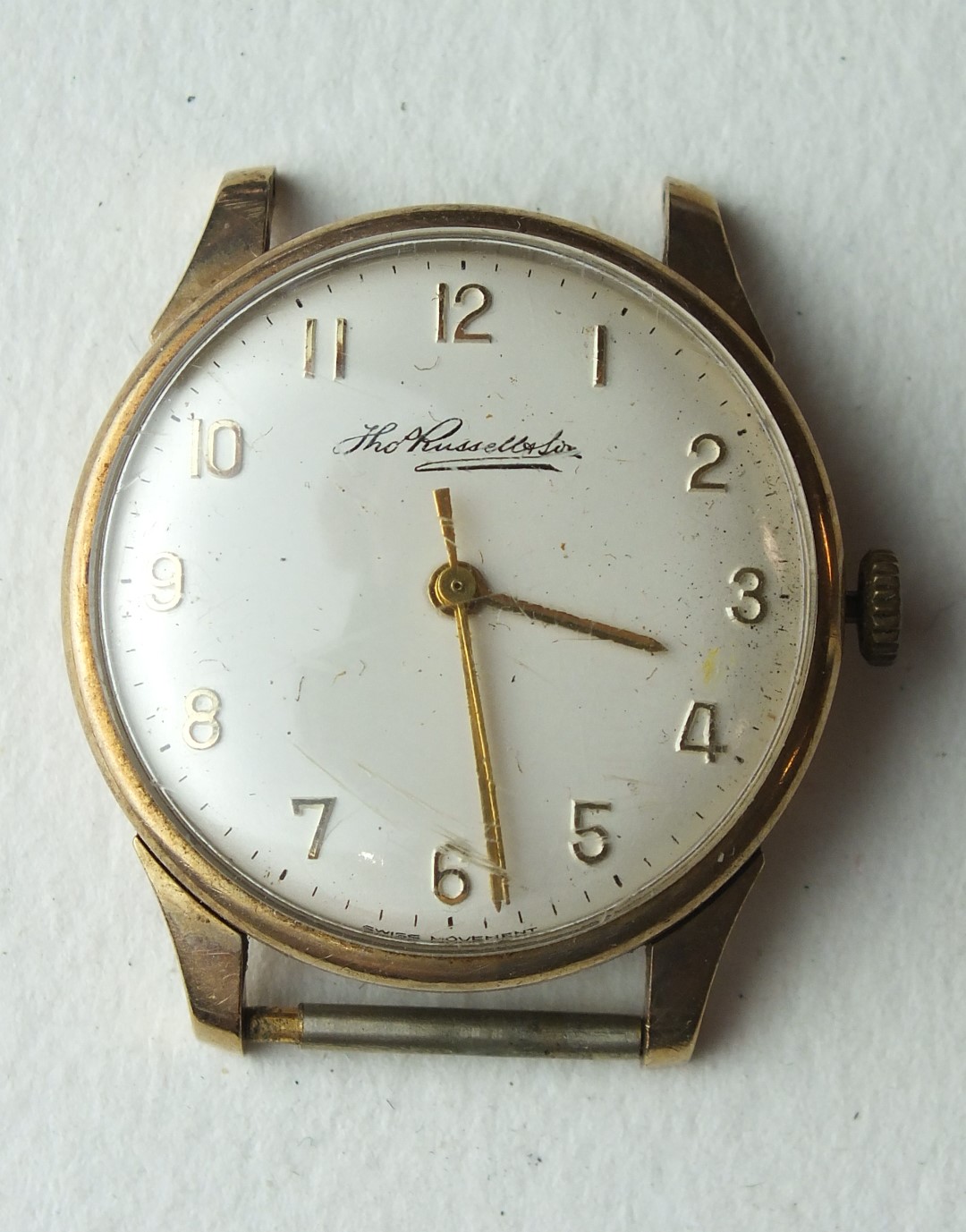 Thomas Russell & Son, a 1970's gents 9ct-gold-cased wrist watch, 20g, with inscription to back, - Image 2 of 4