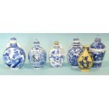 Six small blue and white porcelain Chinese snuff bottles and stoppers, (6).