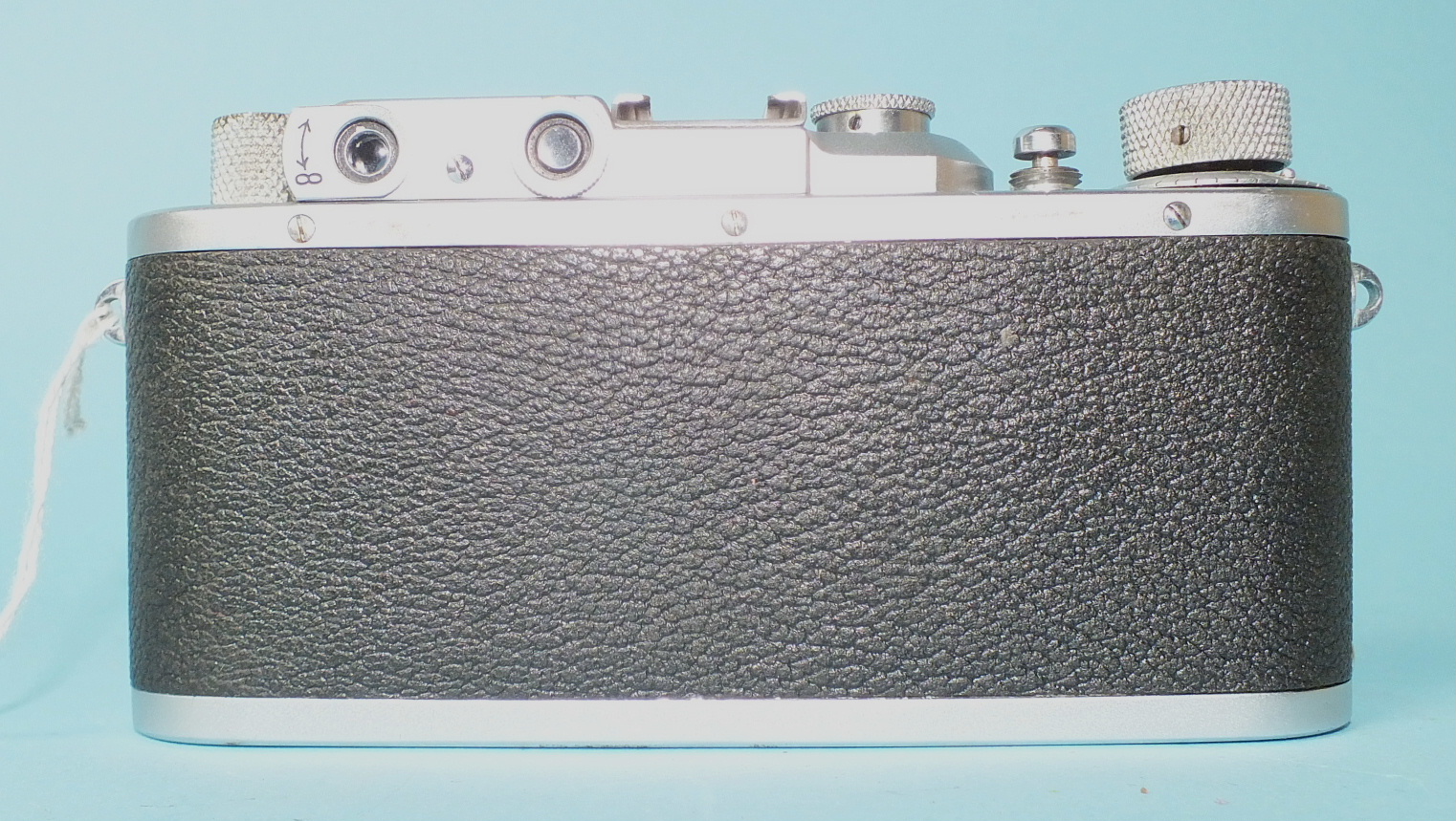 A Leica III Rangefinder camera, 1936/37 no.229984, with Leitz Elmar 1:3.5/50 lens no.037616 with - Image 6 of 6