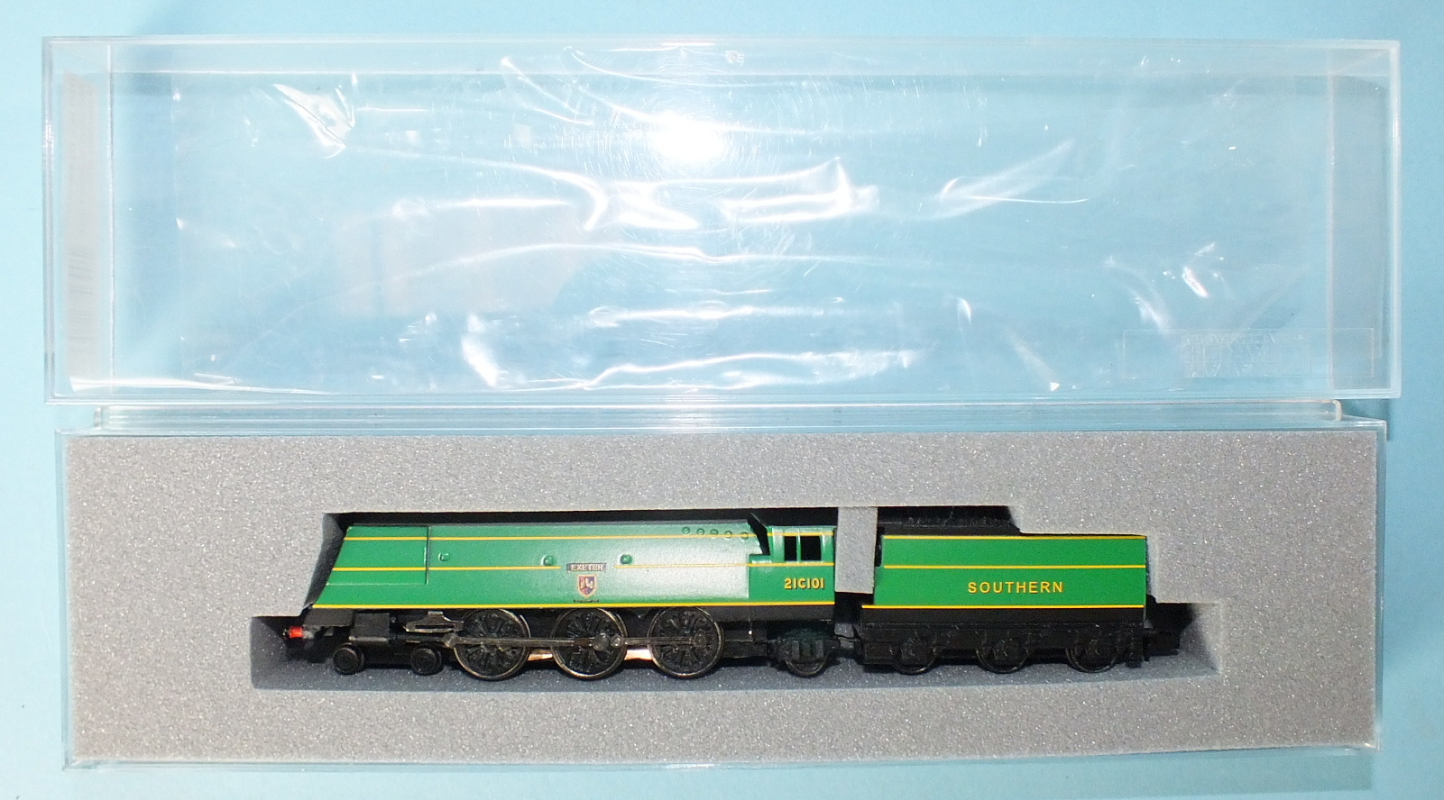 Graham Farish N gauge, 372-275 West Country Class SR 4-6-2 locomotive RN21C101 "Exeter", boxed, (