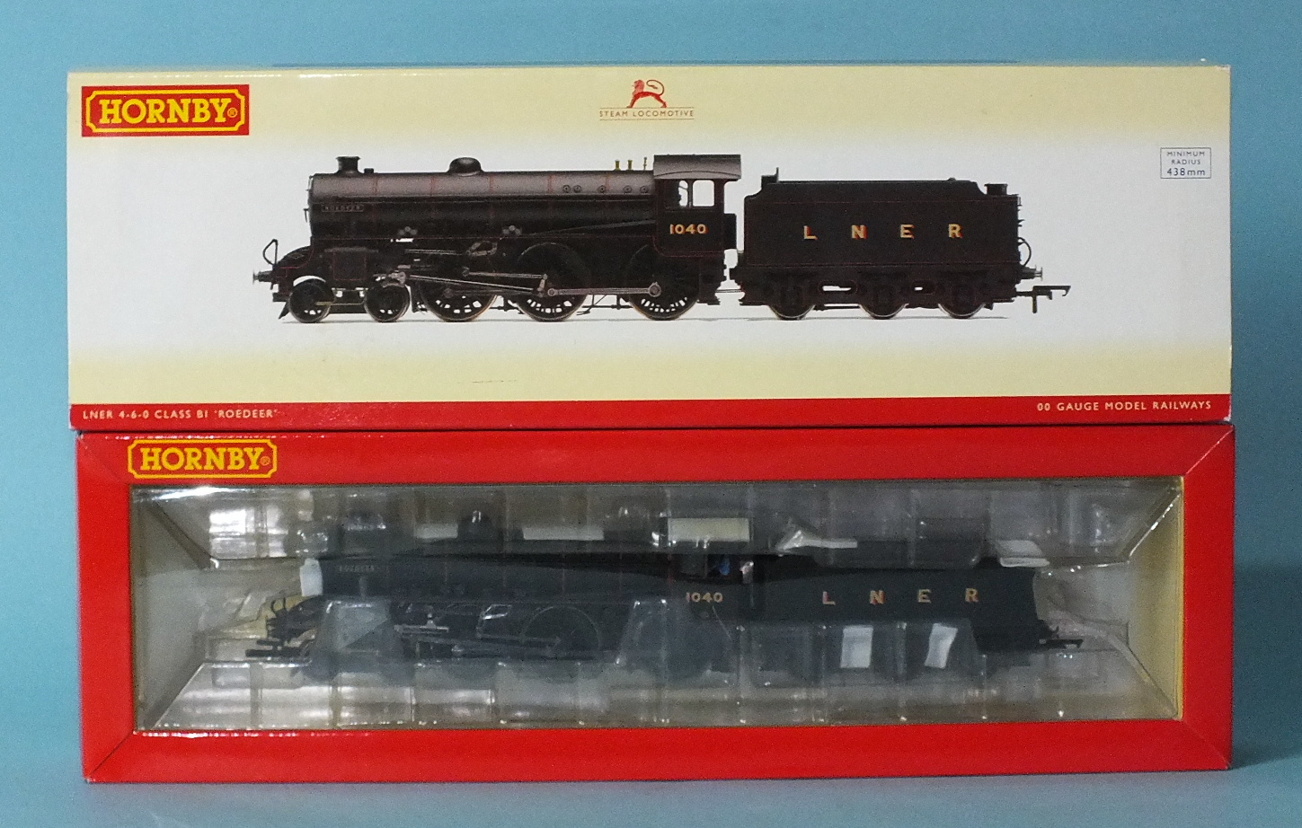 Hornby OO Gauge, R2998 Class B1 4-6-0 LNER black locomotive, RN1040 "Roe Deer", boxed.