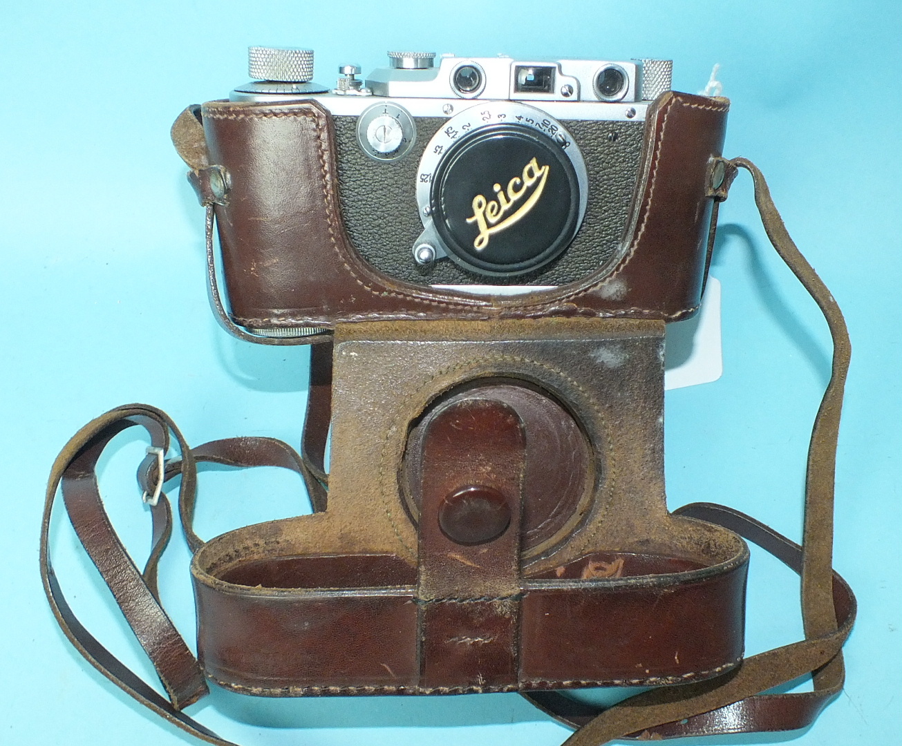 A Leica III Rangefinder camera, 1936/37 no.229984, with Leitz Elmar 1:3.5/50 lens no.037616 with