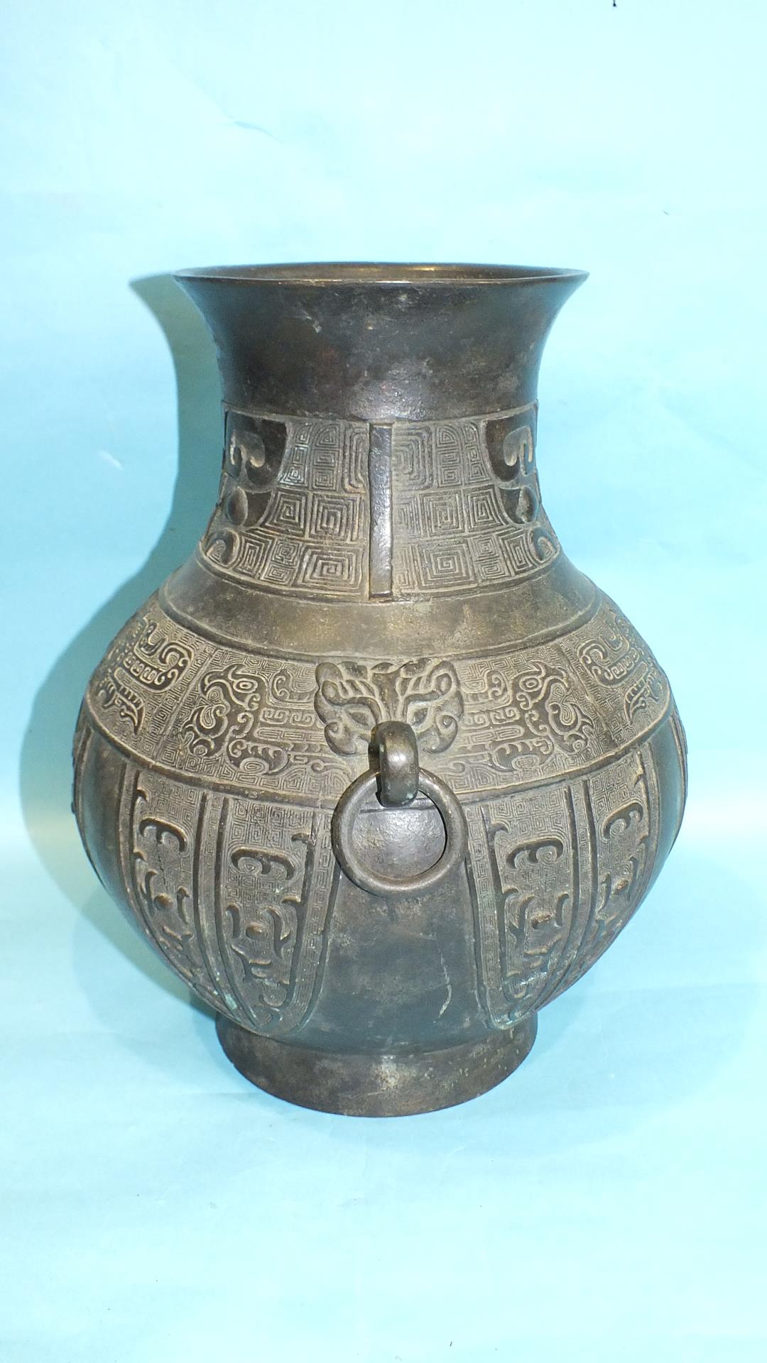 A large 19th century archaic-style Chinese bronze vase with applied ring handles and stylised animal - Image 5 of 7