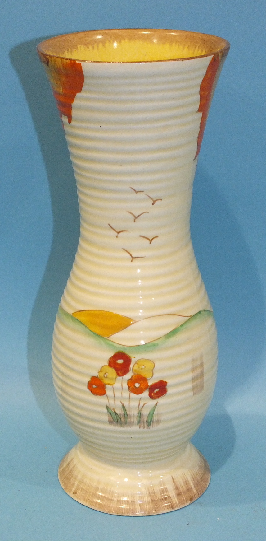 A Clarice Cliff ribbed vase, shape no. 719, decorated with the 'Taormina' pattern, (orange), printed - Image 2 of 7